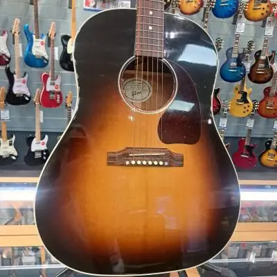 Gibson J45 2